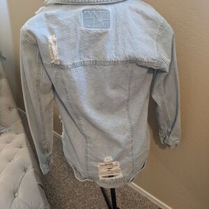 🩵 Distressed Denim Jacket 100% Cotton